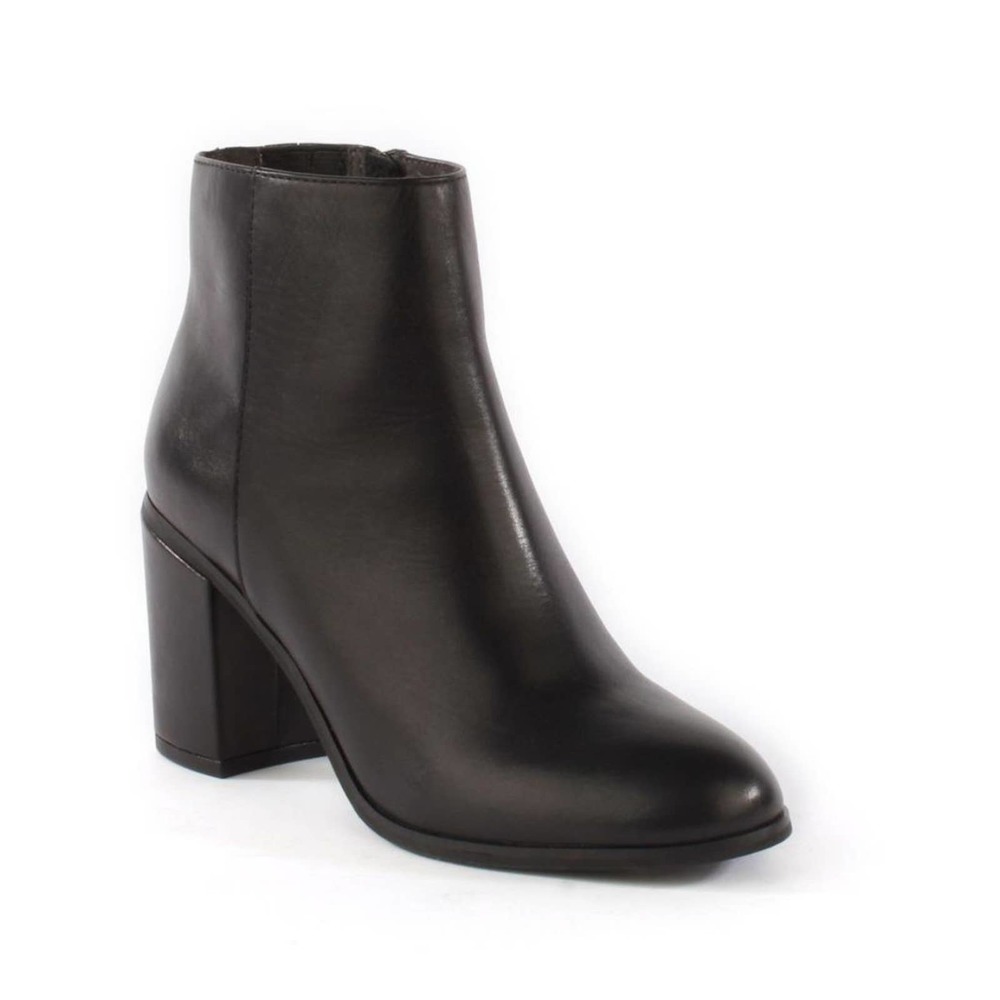 NWT Seychelles Mist Ankle Boot in Black (orig $162)
